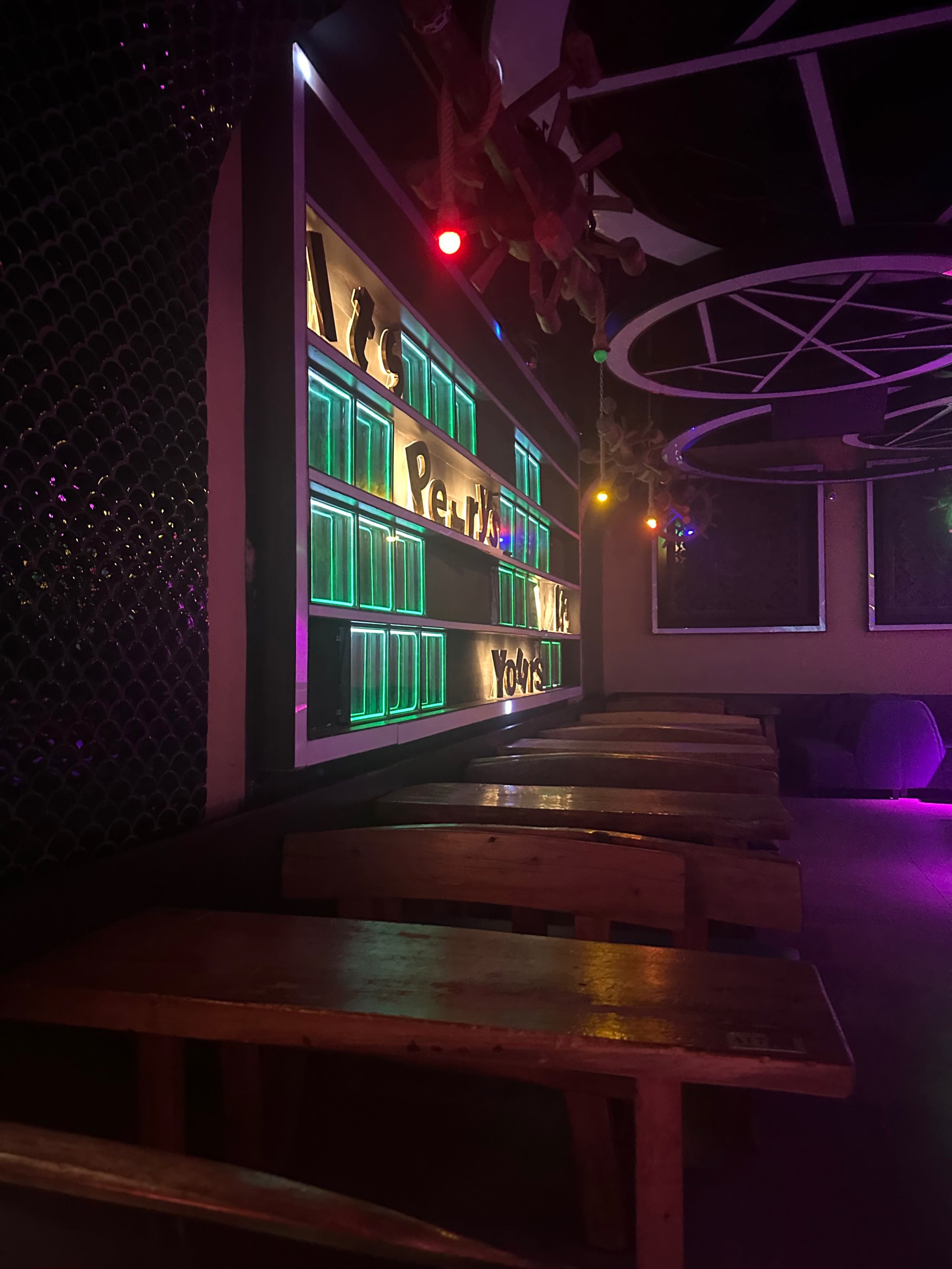 延安商务KTV,探索商务KTV的意义-延川县ktv预订